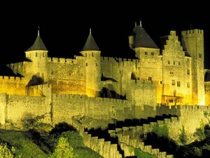Гостиница Ibis budget Carcassonne La Cité