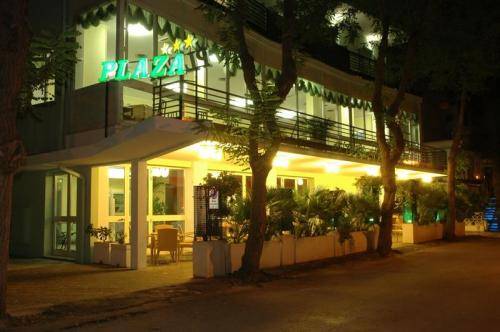 Фото Hotel Plaza