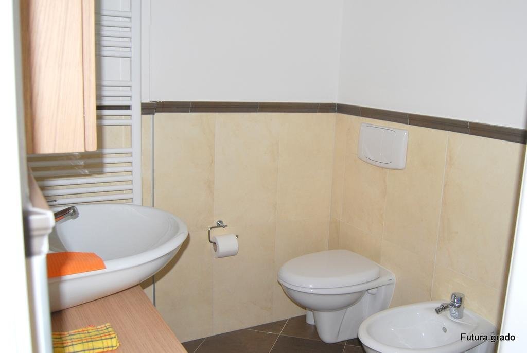 Фото Aparthotel Capitol