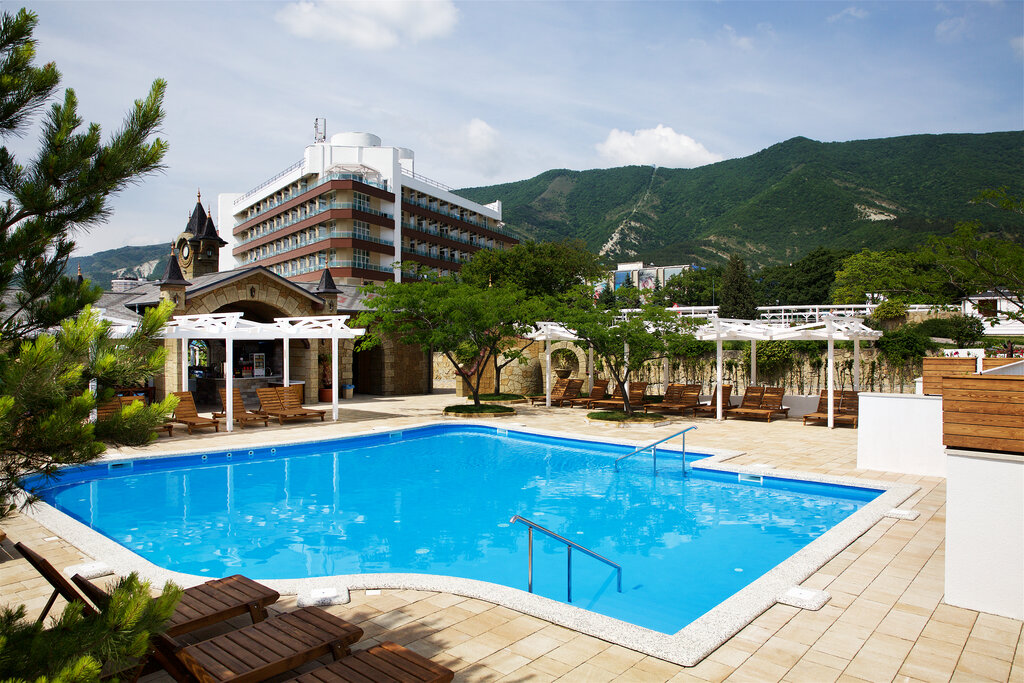 Гостиница Alean Family Biarritz, Геленджик, фото