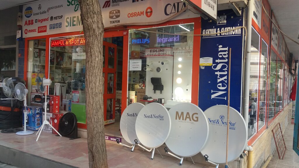 Electronic goods store Deniz Elektrik & Elektronik, Istanbul, photo