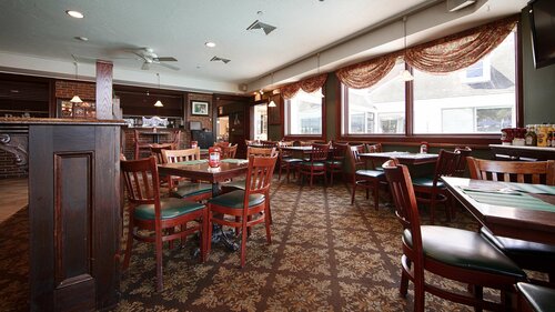 Гостиница Best Western Adams Inn Quincy-Boston