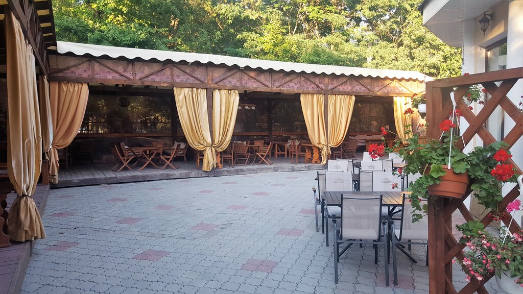 Restaurant Retro, Simferopol, photo