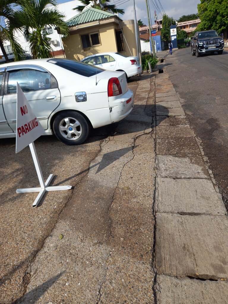 Car rental Car Rentals Service, Accra, photo