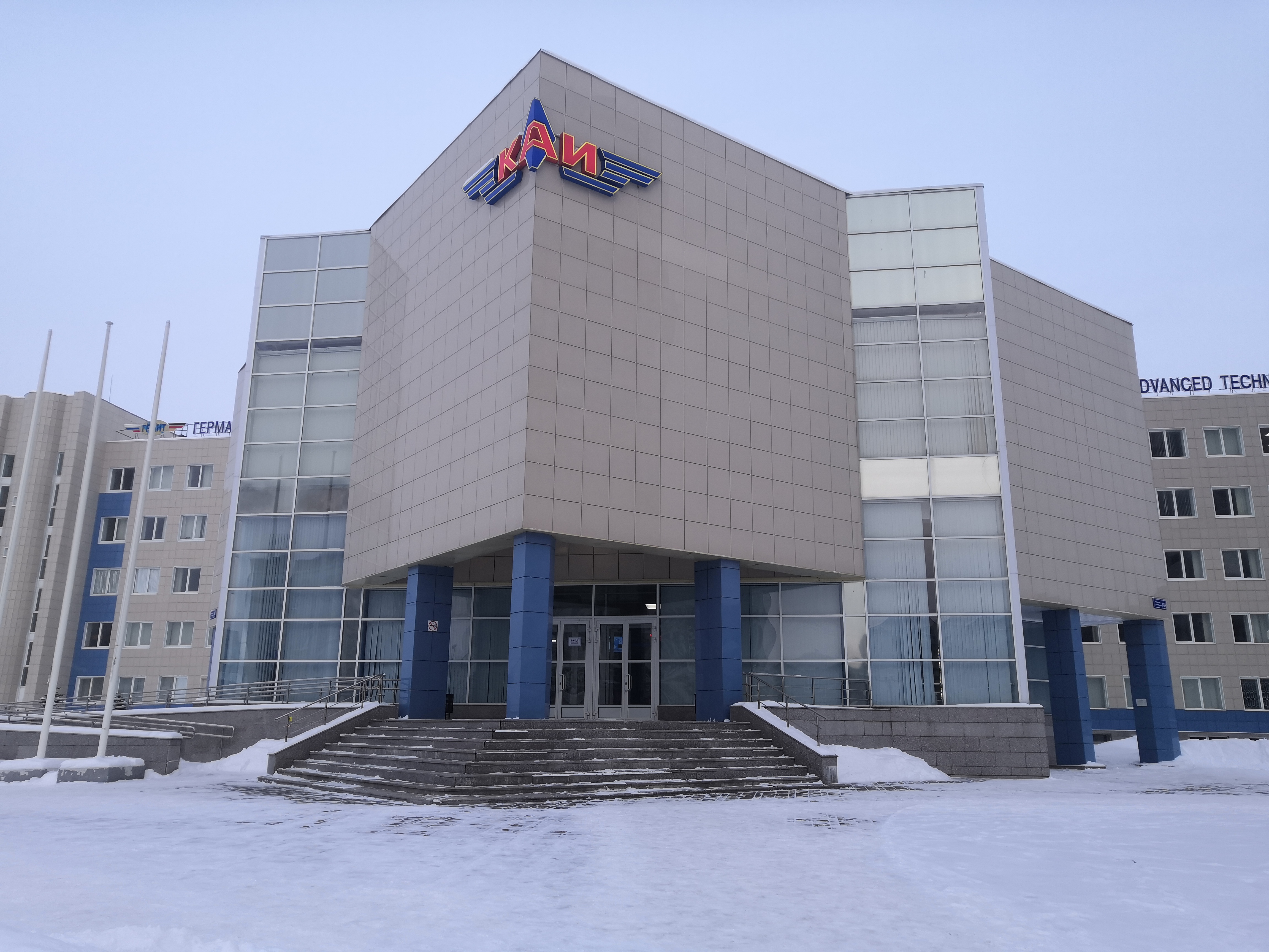 Qizil porno katta kozlari bilan