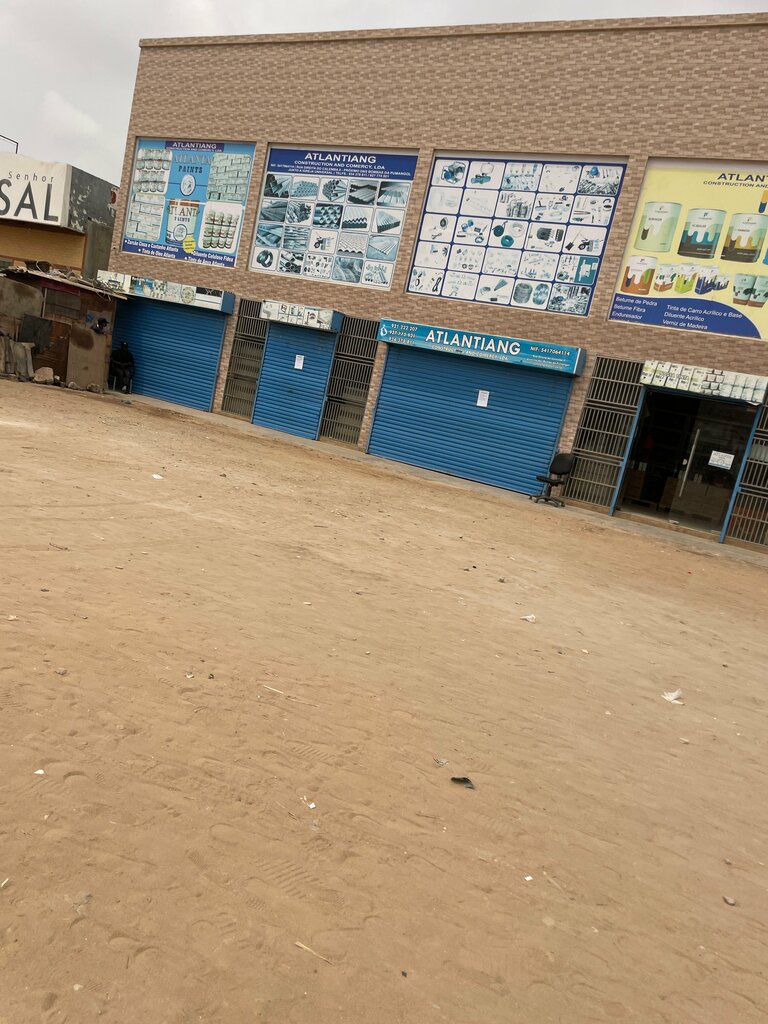 Hardware store Atlatiang, Loanda, photo