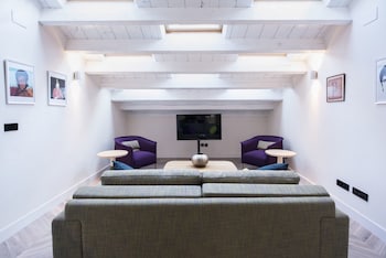 Фото Palacio Salvetti Suites