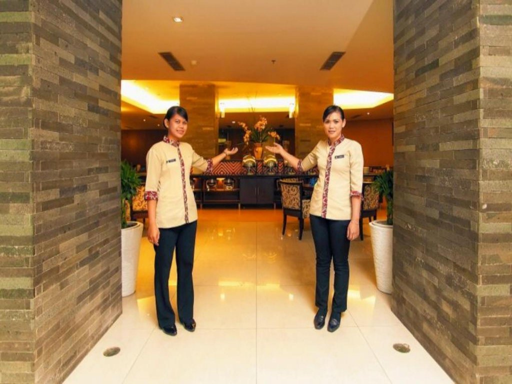 Фото Hotel Menara Bahtera