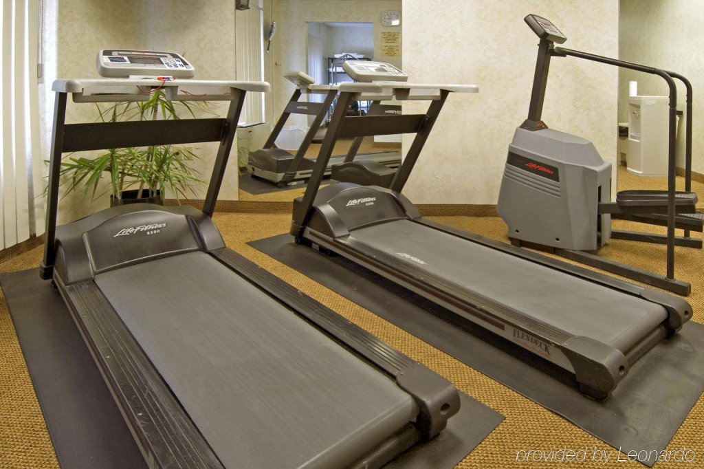 Фото Holiday Inn Mississauga Toronto West