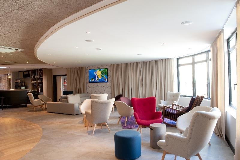 Фото Campanile Limoges Centre - Gare