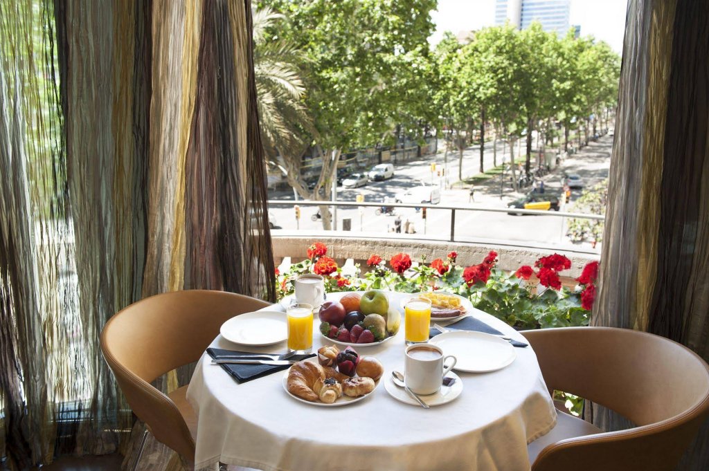 Фото Wilson Boutique Hotel