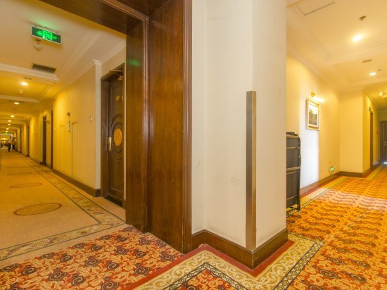 Фото The Royal Palace Hotel