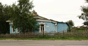 Памятник истории и культуры Дом рыбопромышленника Горкушенко (posyolok gorodskogo tipa Oktyabrskoye, ulitsa Lenina, 27), landmark, attraction