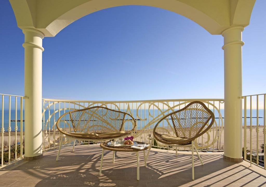 Фото Smeraldo Suites & SPA