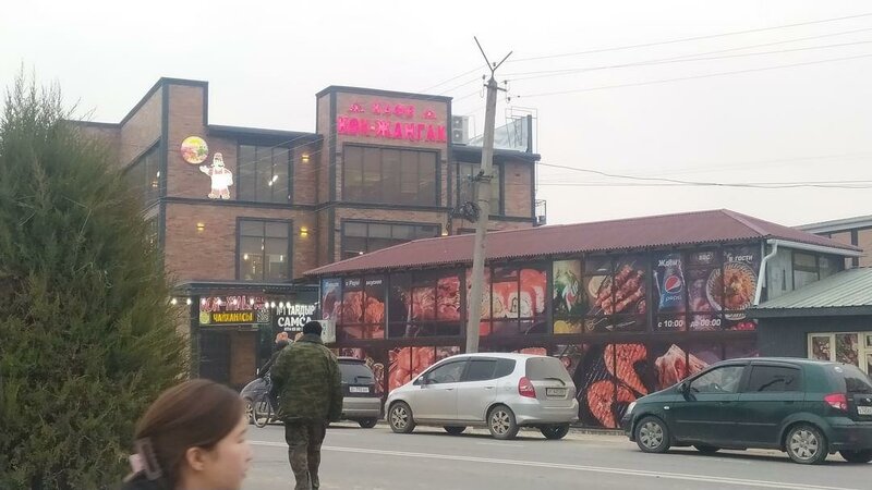 Күйеуі әйелінің ғашығын сорғысы келеді