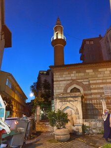 Ashkenazi Synagogue of Istanbul (Müeyyedzade, Yüksek Kaldırım Cd. No:27, 34425 Beyoğlu/İstanbul), sinagoglar  Beyoğlu'ndan