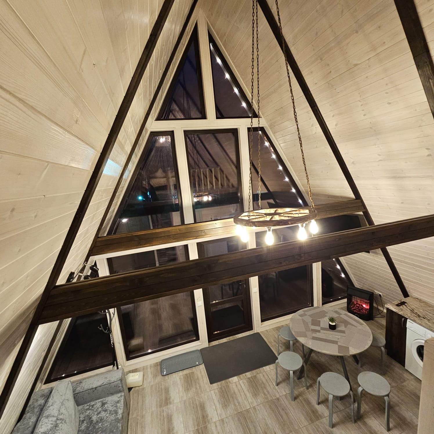 Фото A-Frame Синильга