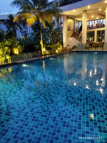 Внешний вид отеля Atom Phuket Hotel в Се Кху, фото 2
