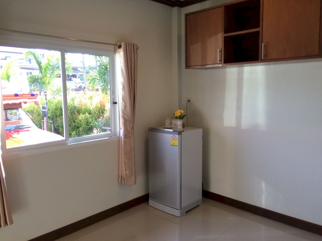 Фото Phuket Airport Villa