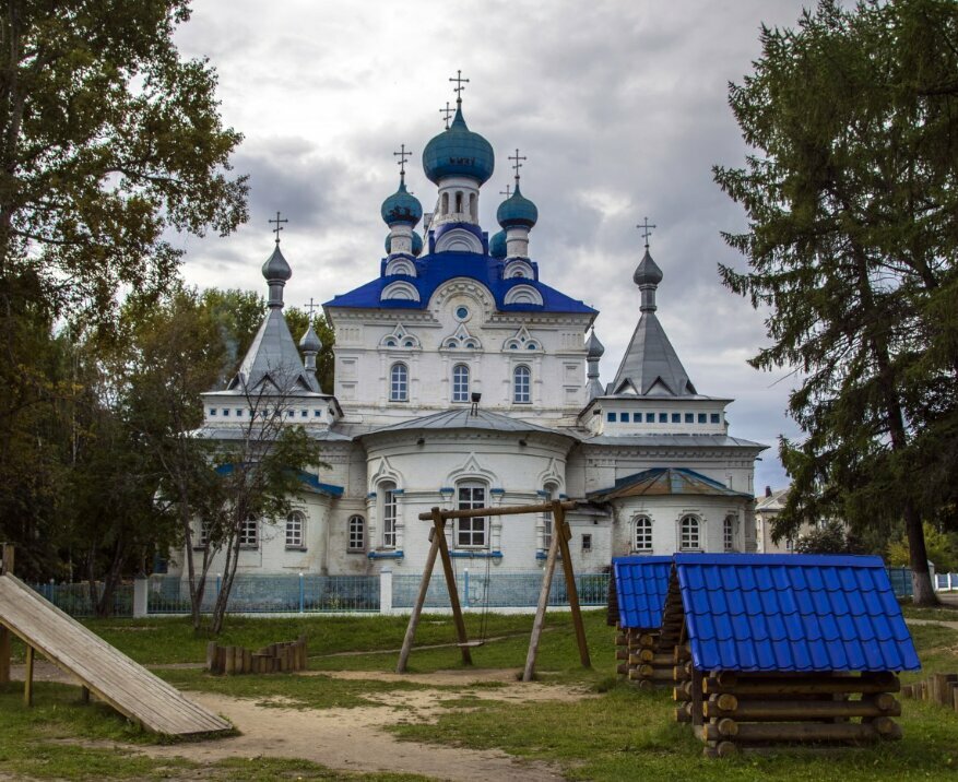 Iglesia ortodoxa Pokrova Presvyatoy Bogoroditsy v Kirse Church, , foto