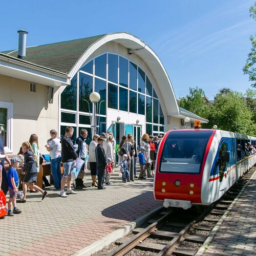 детская железная дорога Временно не работает: Красноярская детская железная дорога, парк  аттракционов, Красноярск, улица Карла Маркса, 151, стр. 28 — Яндекс Карты