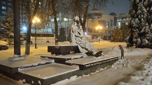 Памятник, мемориал Г. Свиридов, Курск, фото