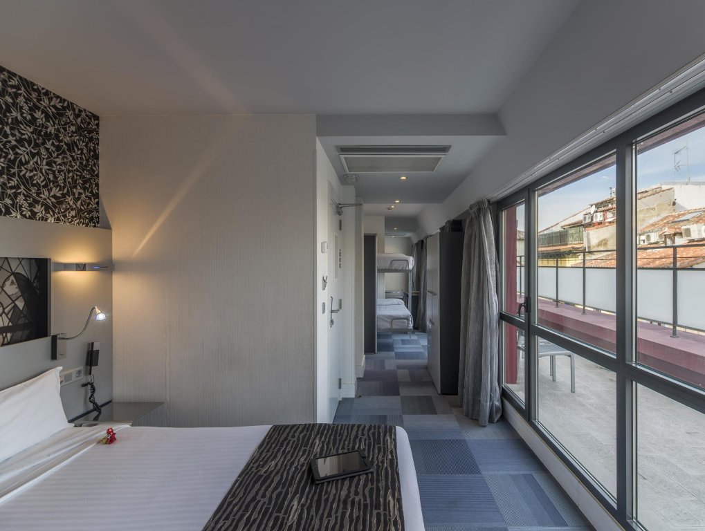 Фото Petit Palace Plaza Mayor