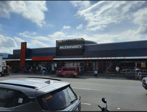 Fast food McDonald's Downtown Tacloban, Tacloban, photo