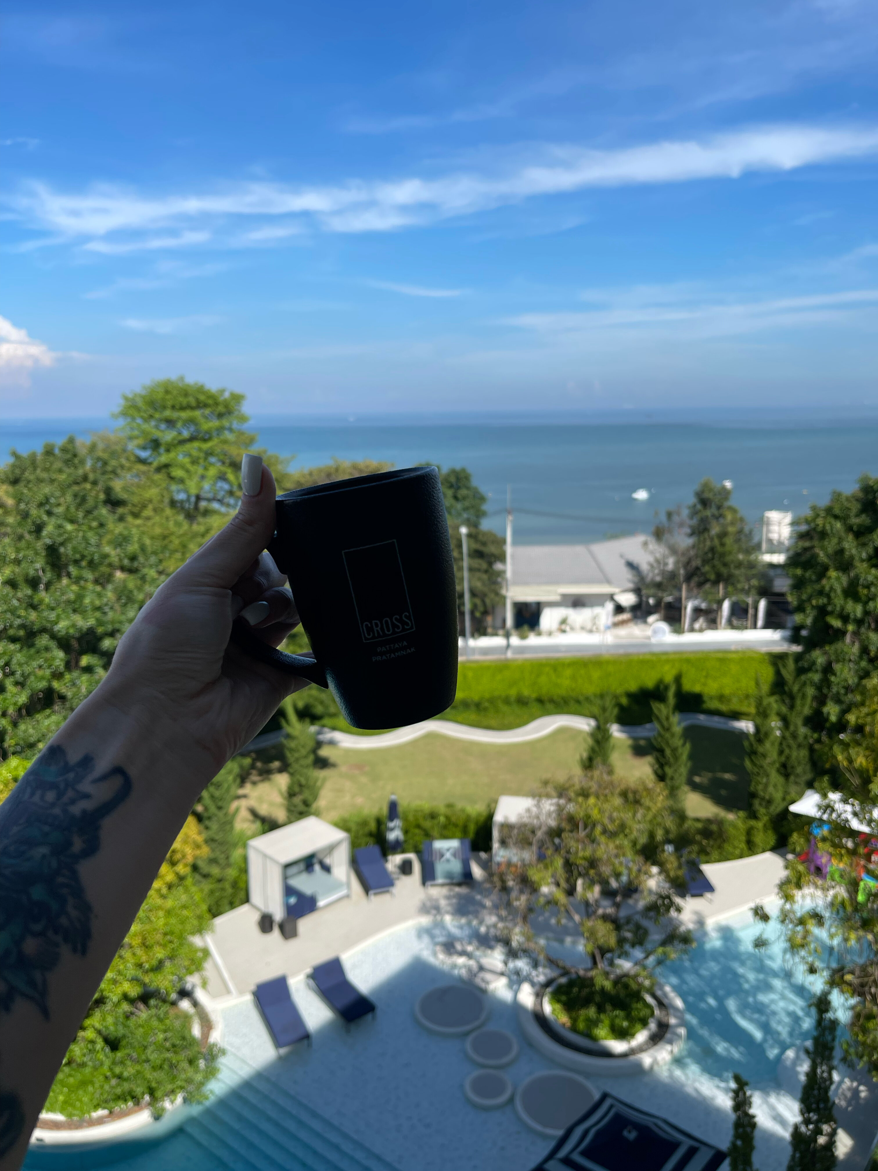 Фото Cross Pattaya Pratamnak