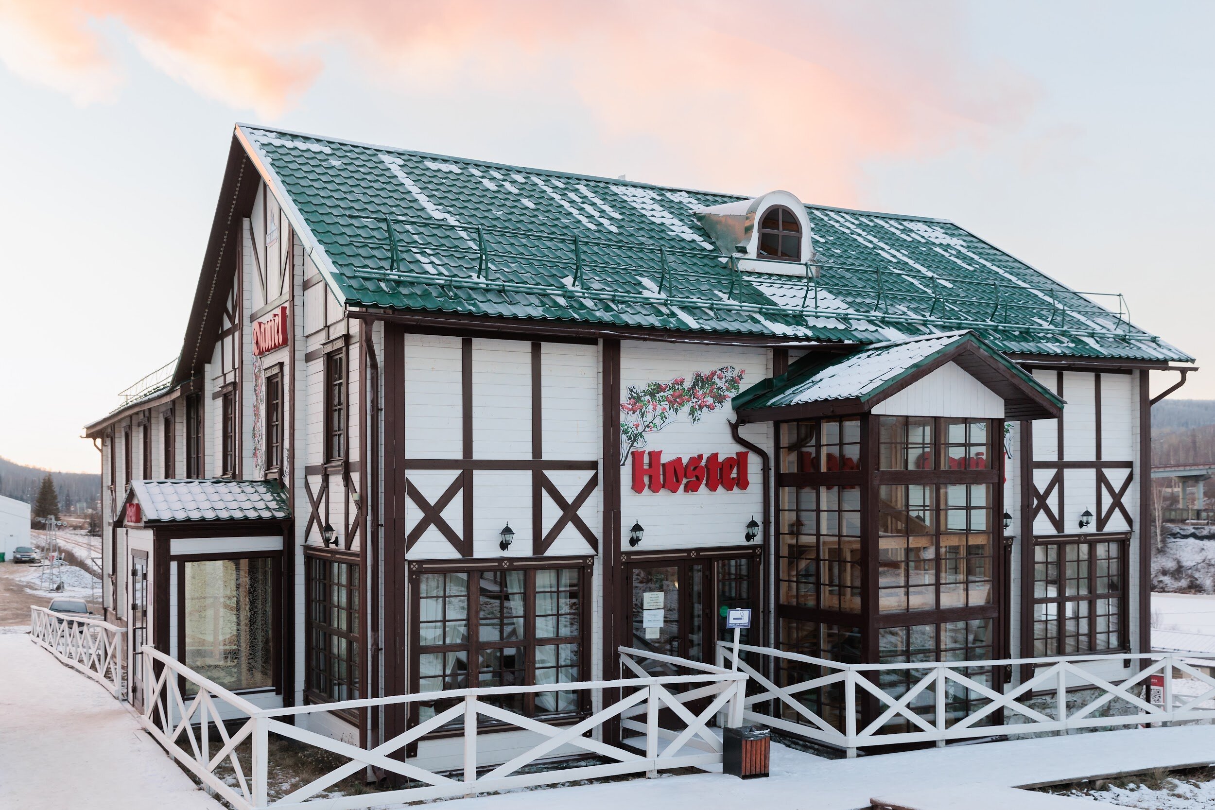 Фото отеля 1