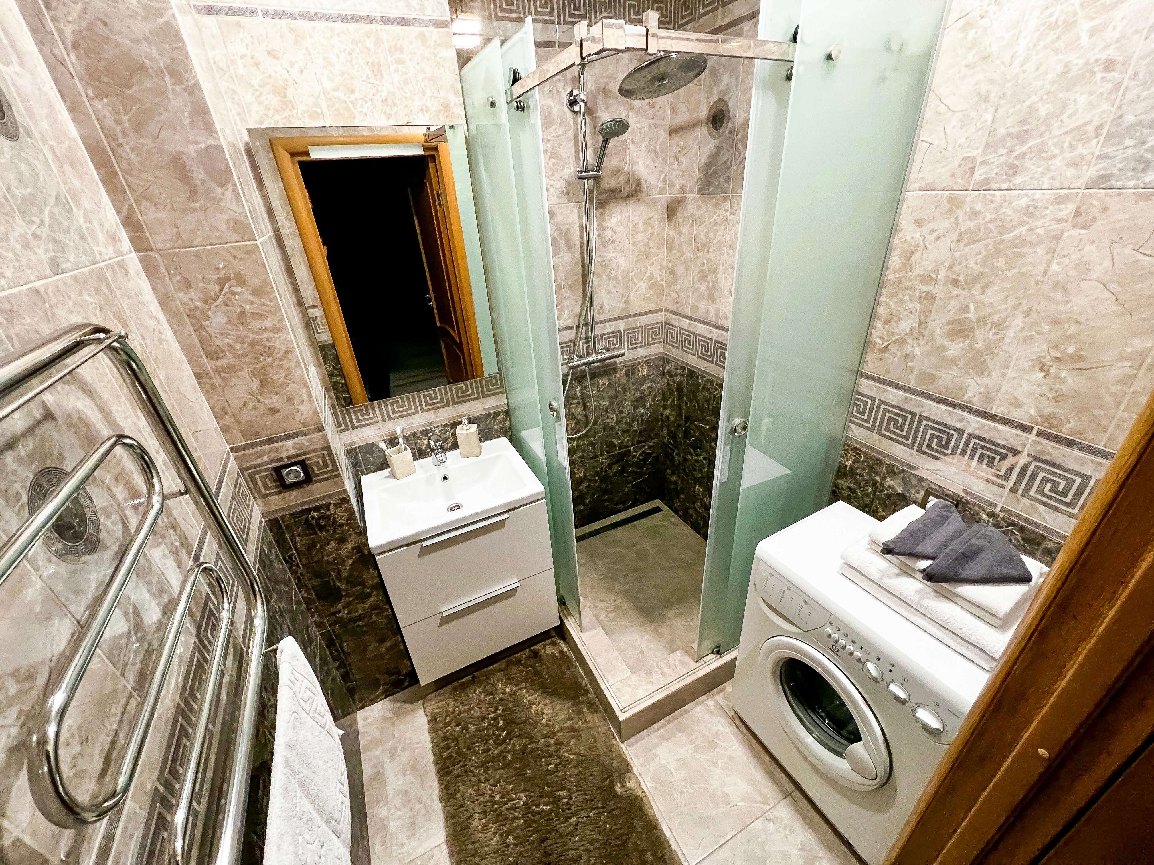 Фото Апартаменты InterLoft 7