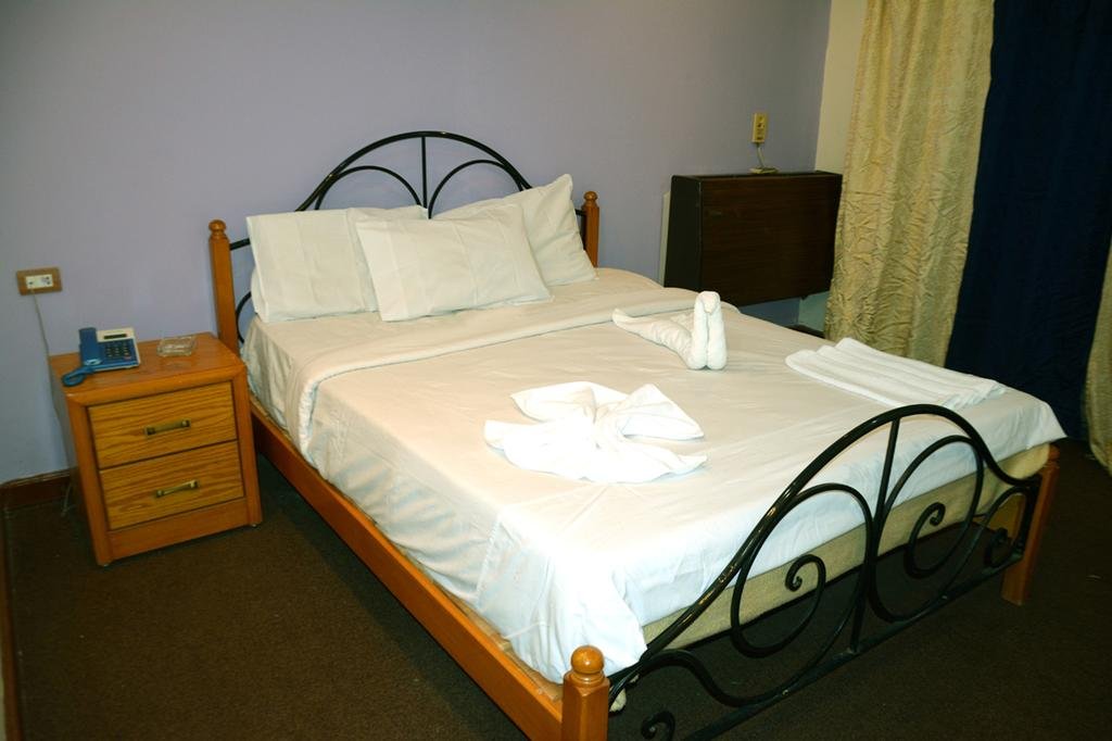 Фото Отель Gaddis Hotel