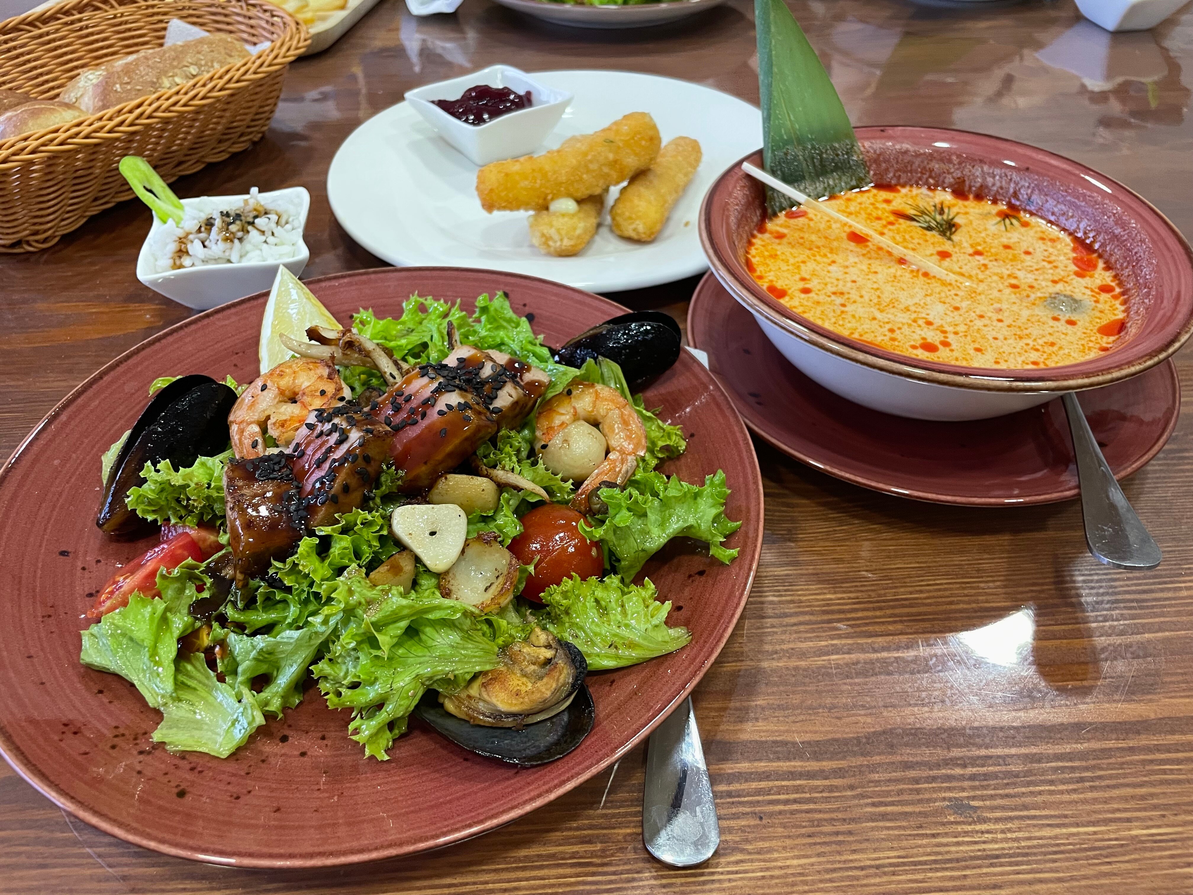 Фото Загородный клуб Ласточкино Гнездо