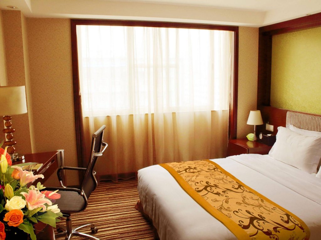 Фото Leeden Hotel Chengdu