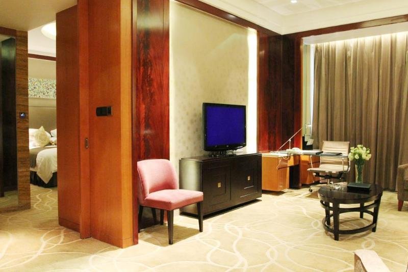 Фото DoubleTree by Hilton Hotel Qinghai - Golmud