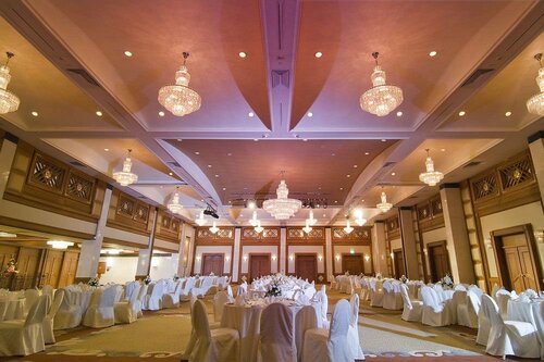 Гостиница Danat Al Ain Resort в Аль-Айне