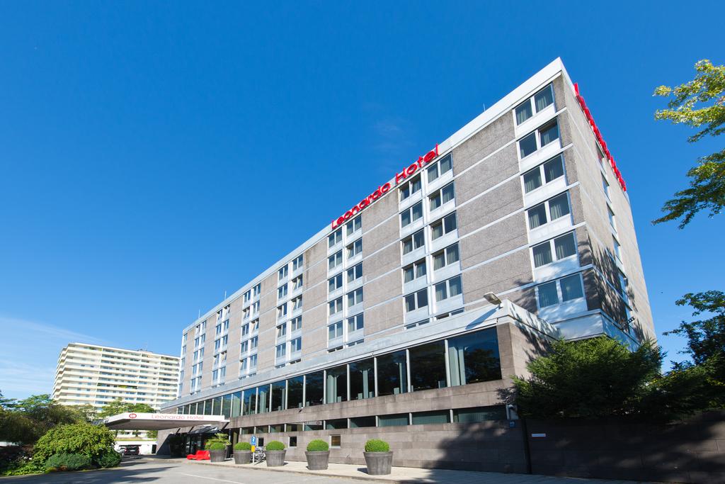 Фото Leonardo Hotel Munich Arabellapark