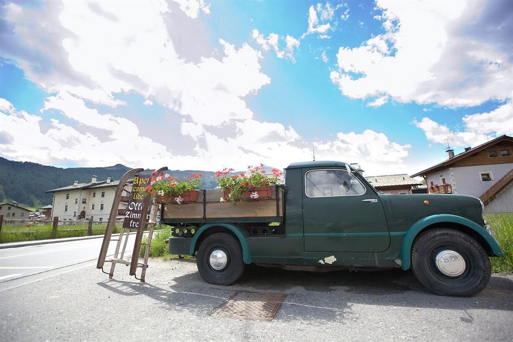 Фото Hotel Garni La Suisse