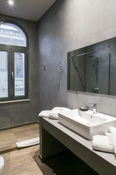 Фото Superior One Boutique Hotel