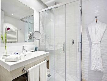 Фото La Goleta Hotel de Mar - Adults Only