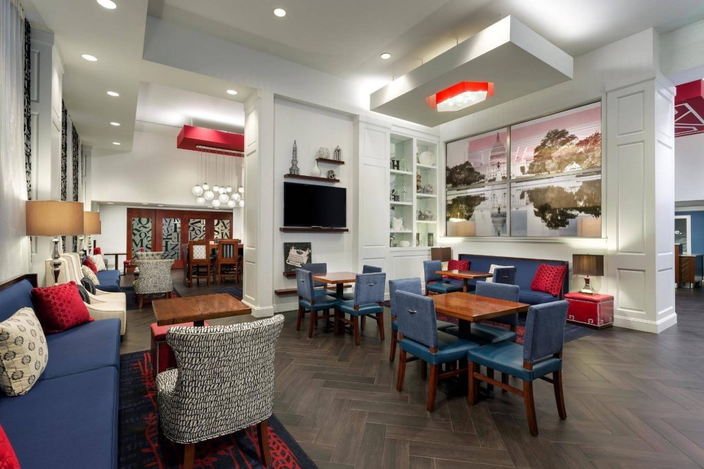 Фото Hampton Inn Washington, D. C. White House