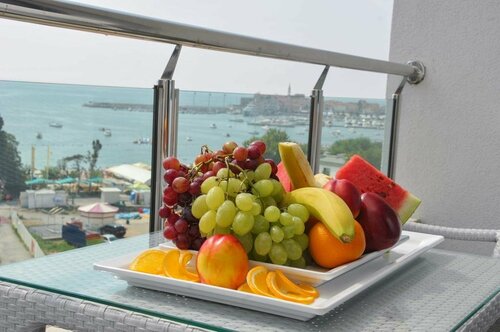 Гостиница Hotel Bracera в Будве
