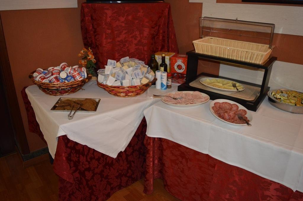 Фото Giappone Inn Parking Hotel