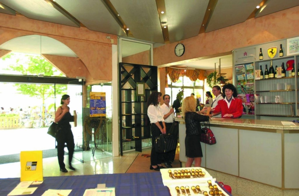 Фото Hotel Central