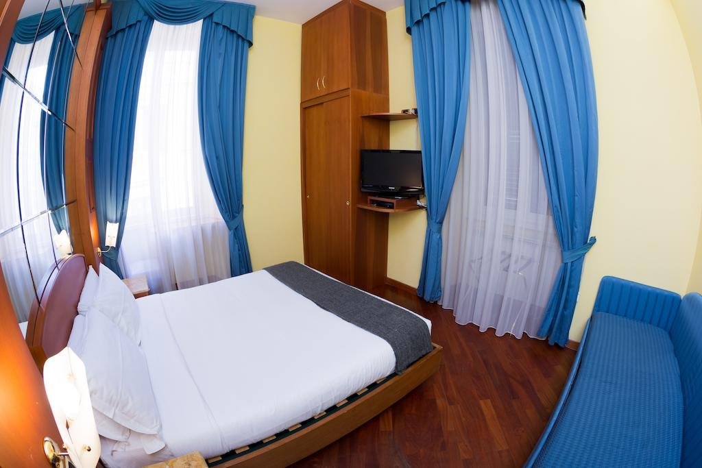 Фото 69 Manin Street Deluxe