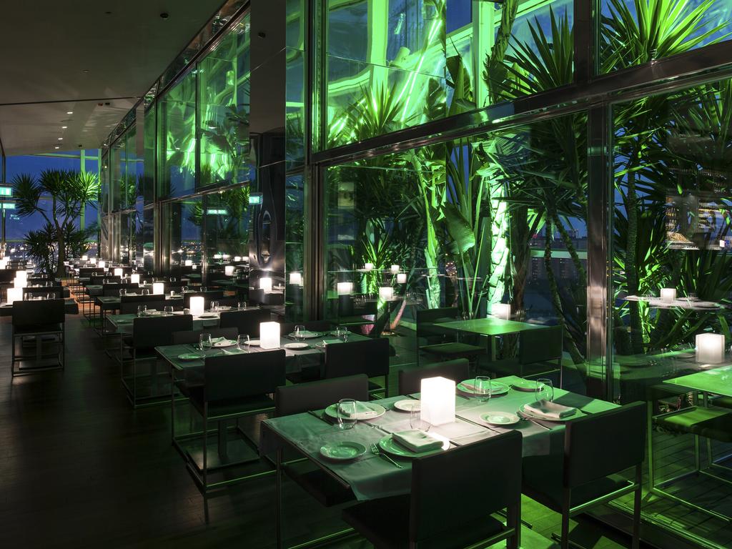 Фото Renaissance Barcelona Fira Hotel