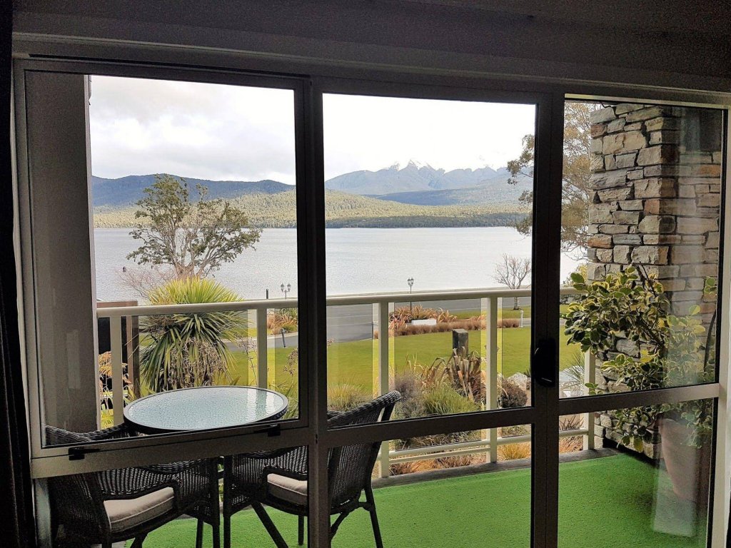 Фото Fiordland Lakeview