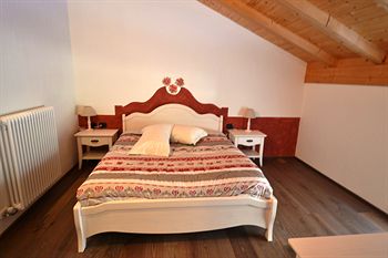 Фото Rifugio Lo Scoiattolo