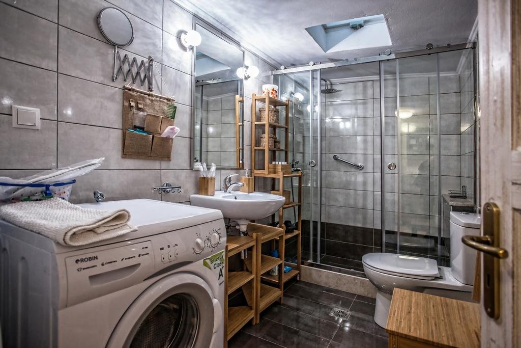 Фото Maya's Boutique Residence