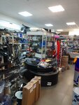 Bolshie mashiny (Tsimlyanskoye shosse, 45Е) ، متجر قطع غيار ولوازم السيارات